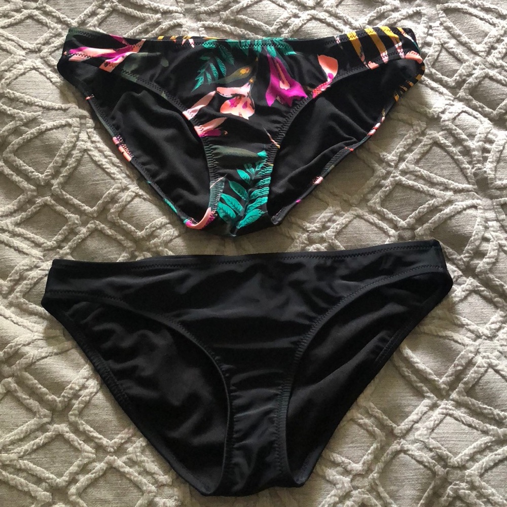 Bikini bottoms